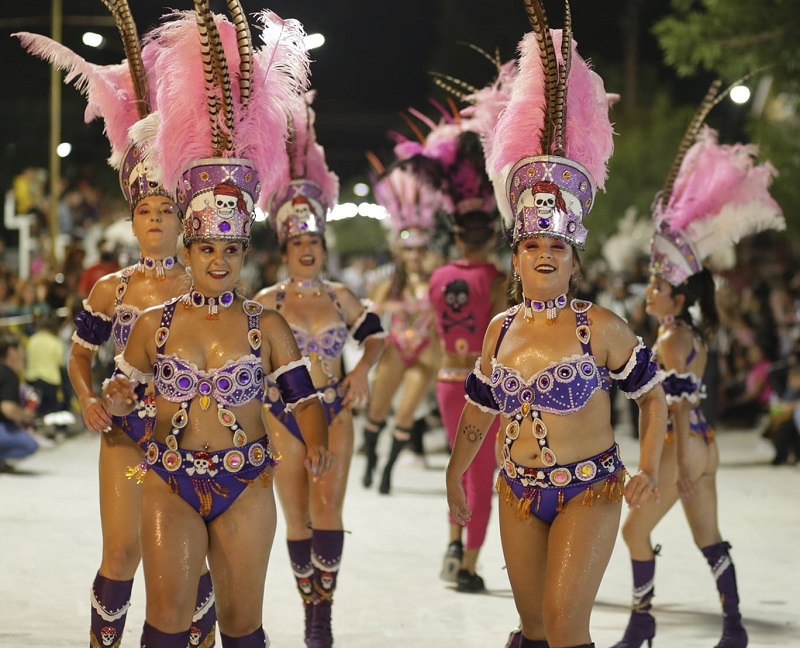 Miramar vibró al ritmo del Carnaval